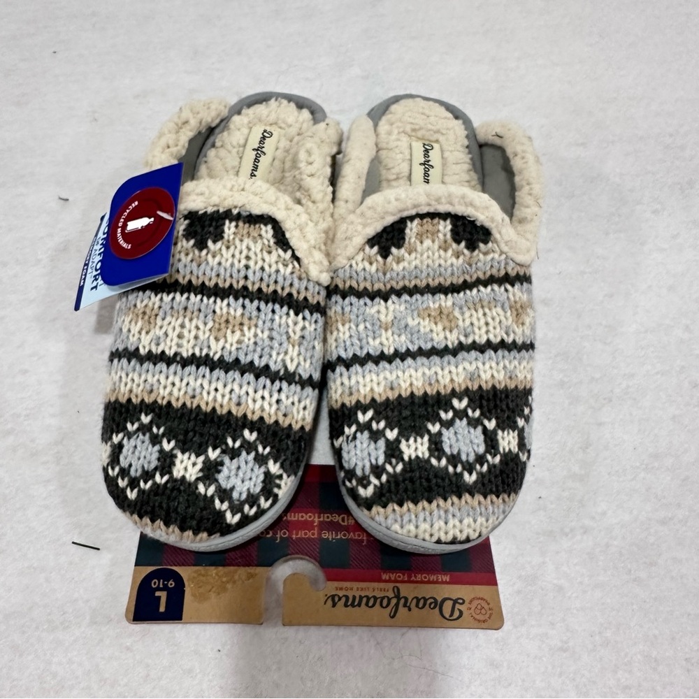 Women’s Dearfoam Slippers
